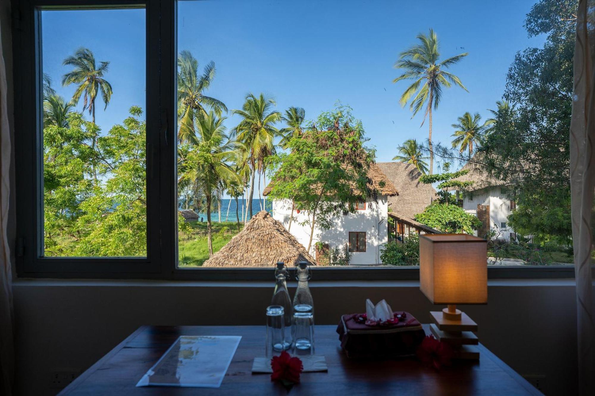 Manolo Beach Resort اوروا الغرفة الصورة