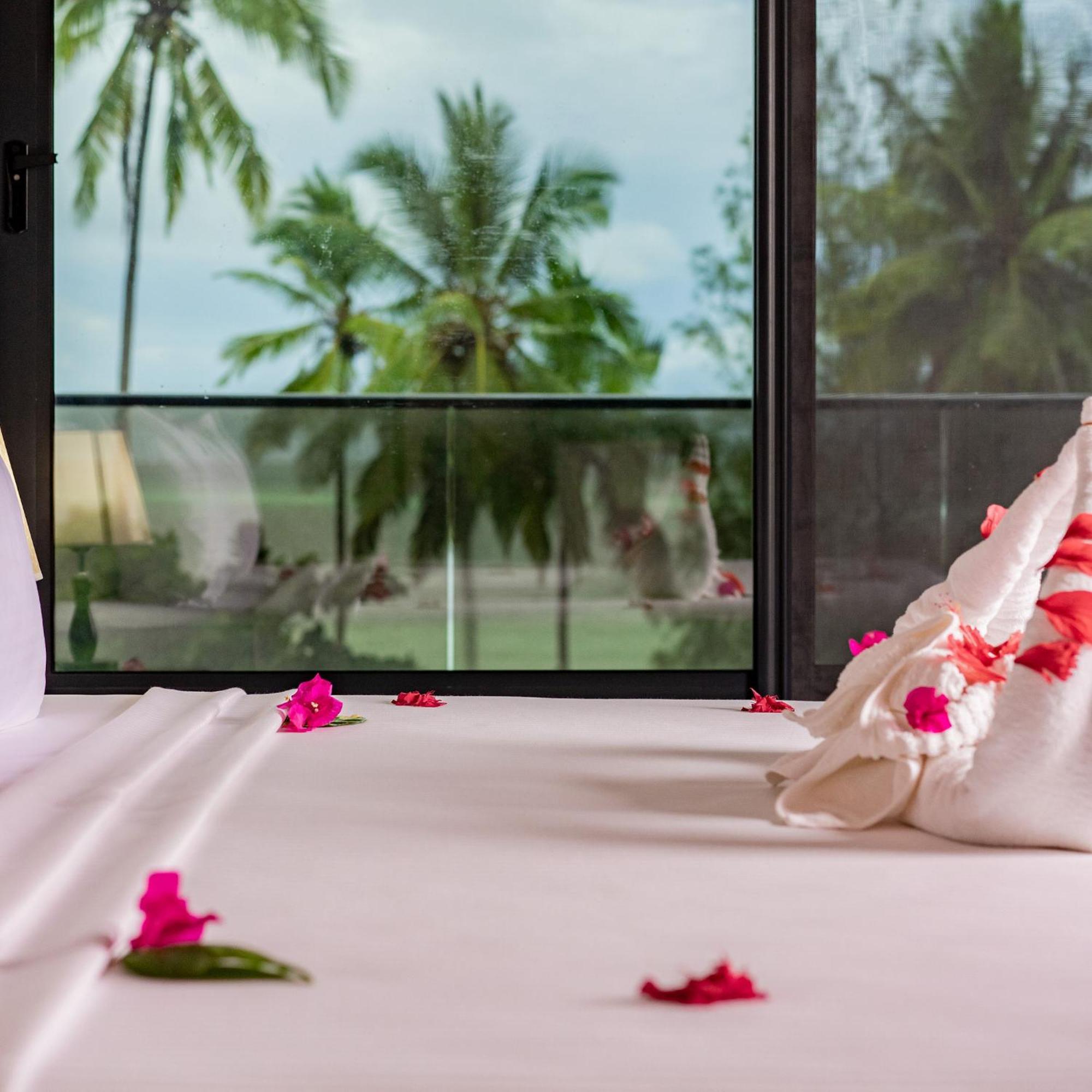 Manolo Beach Resort اوروا الغرفة الصورة