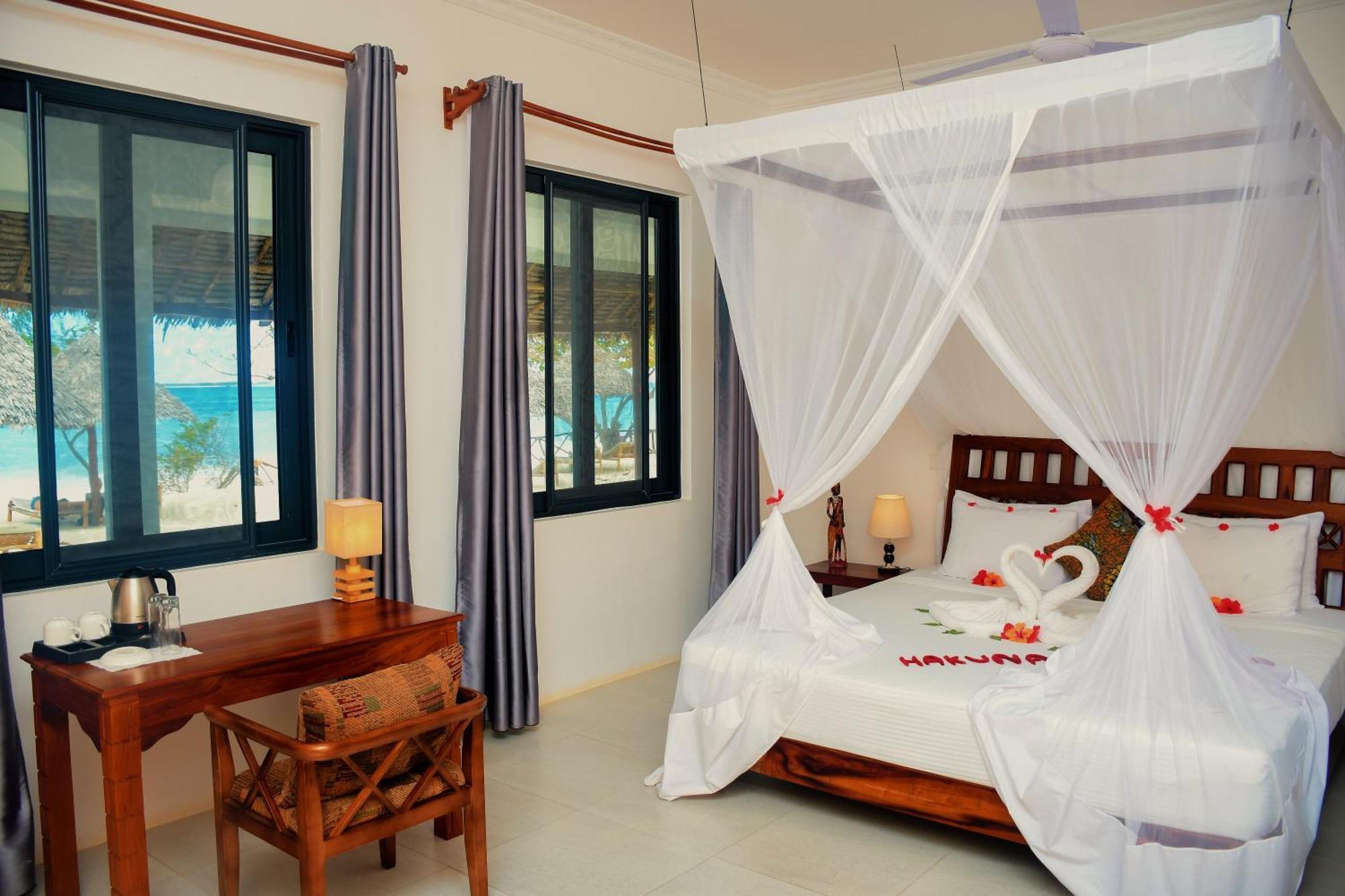 Manolo Beach Resort اوروا المظهر الخارجي الصورة