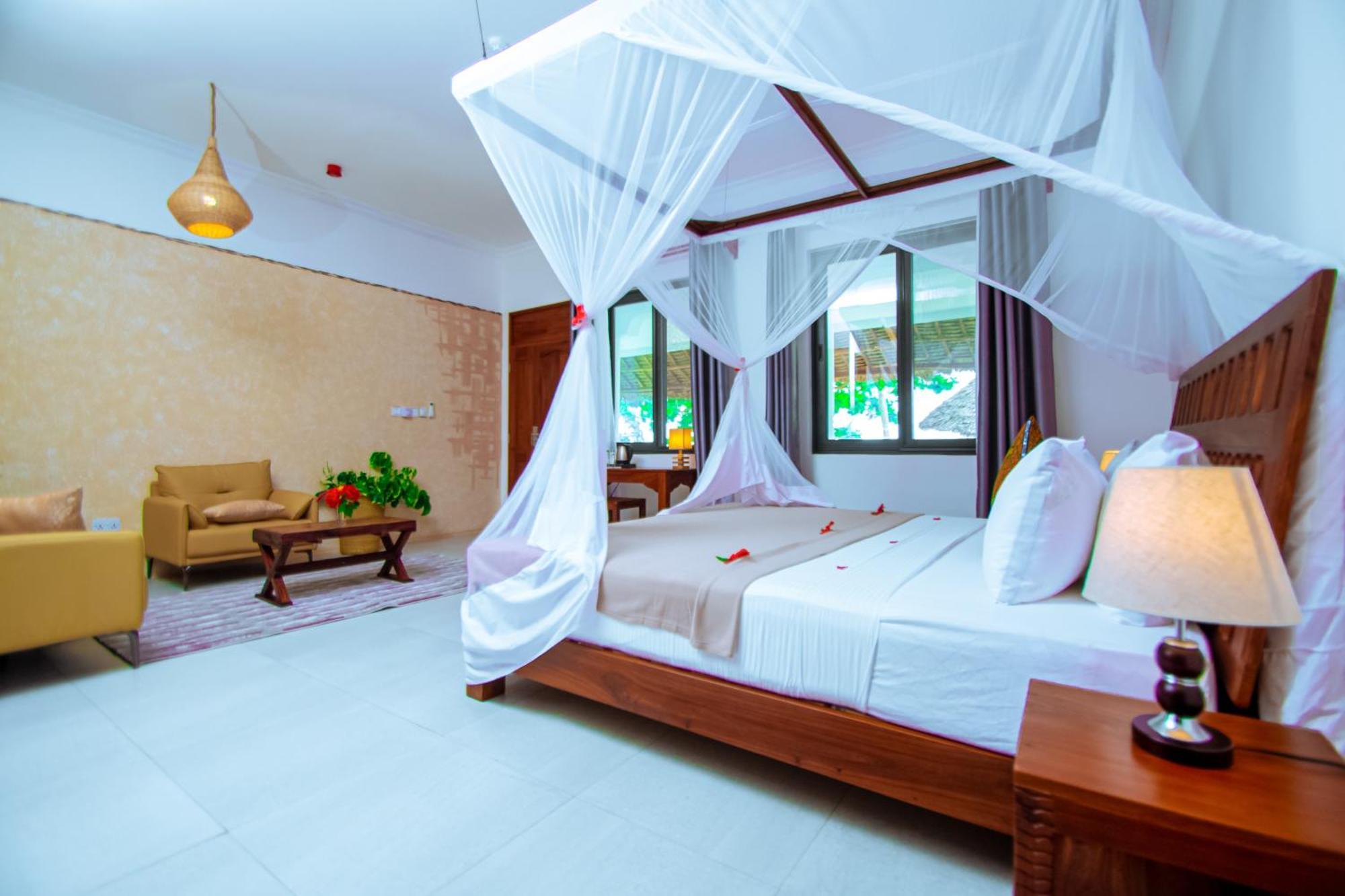 Manolo Beach Resort اوروا المظهر الخارجي الصورة